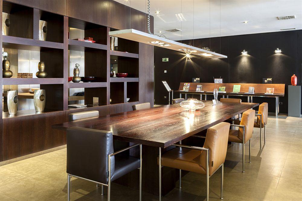 Ac Hotel Oviedo Forum By Marriott Eksteriør billede
