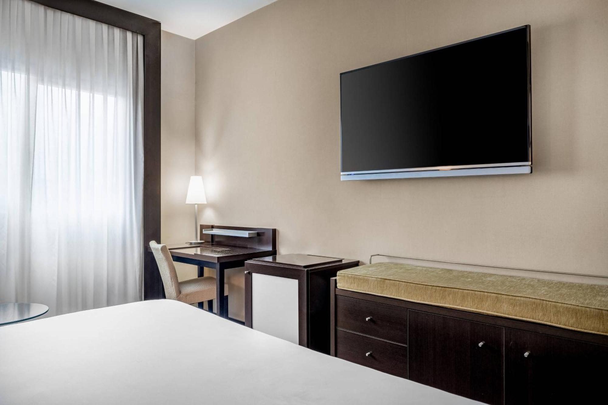 Ac Hotel Oviedo Forum By Marriott Eksteriør billede