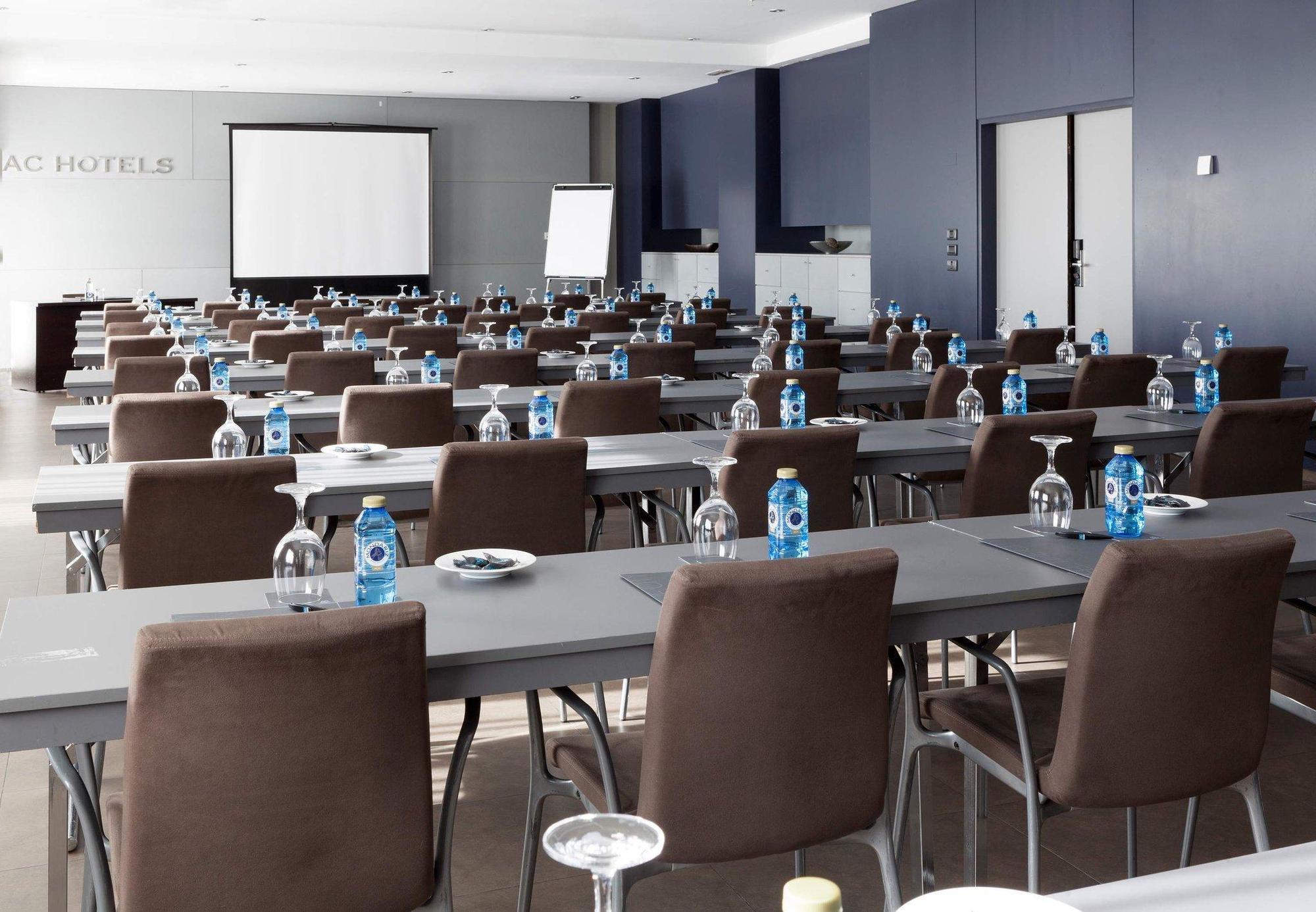 Ac Hotel Oviedo Forum By Marriott Eksteriør billede